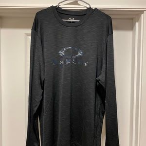 Oakley long sleeve